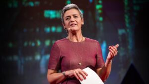 Margrethe Vestager Terkait Kebijakan Internet of Things