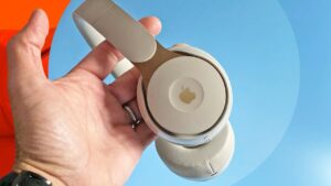 rumor airpods studio terbaru 2020