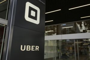 lisensi UBER london operasi bisnis