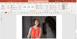 Cara Crop Gambar Sesuai Bentuk di PowerPoint