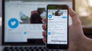 Kini Pengguna Bisa Tonton Video Youtube Langsung di Aplikasi Twitter