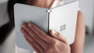 Microsoft Ajukan Paten Baru Untuk Mekanisme Engsel di Surface Duo 2