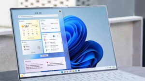 Microsoft Kembalikan Widget di Taskbar Windows 11