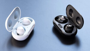 Adu Tangguh Earbud Jabra Elite 7 Pro Vs Samsung Galaxy Buds Pro