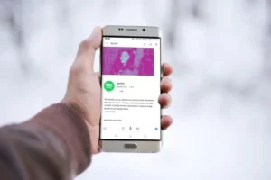 Spotify - Nest Hub Sekarang Bisa Tampilkan Real-Time Lyric