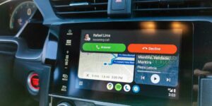 Google Hadirkan ‘Split-Screen Design’ di Android Auto