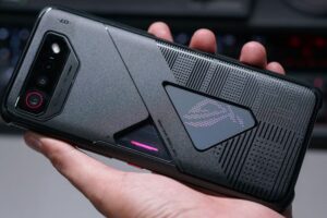 Asus ROG Phone 8 Ultimate Meluncur dengan Snapdragon 8 Gen 3