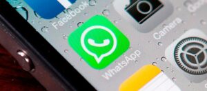 WhatsApp Custom Sticker Kini Hadir di versi iOS, Tunda di Android?