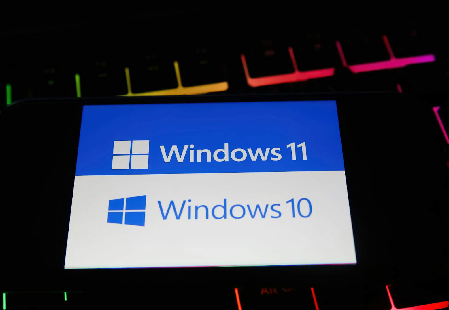 Microsoft: Segera ke Windows 10 21H2 atau Windows 11 Saja!
