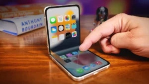 Ada Dua! Apple Foldable Device Siap Rilis di 2026?